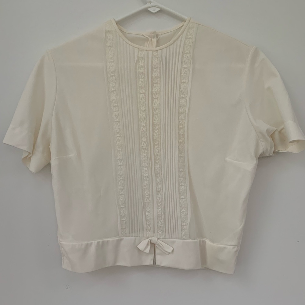 Vintage 1950s Blouse in great condition